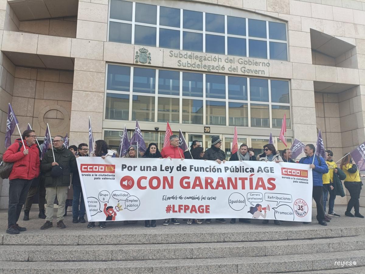 Concentracin "Por una Ley de Funcin Pblica con garantas" en Valencia