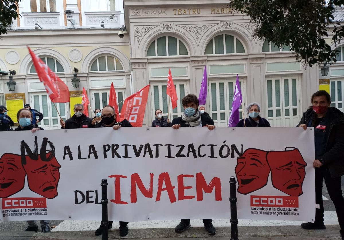 Concentracin de CCOO en el Teatro Mara Guerrero