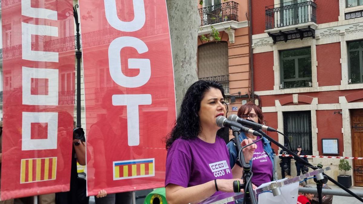 Ana Garca Alcolea, secretaria general de CCOO PV, durante su intervencin en el Primero de Mayo.