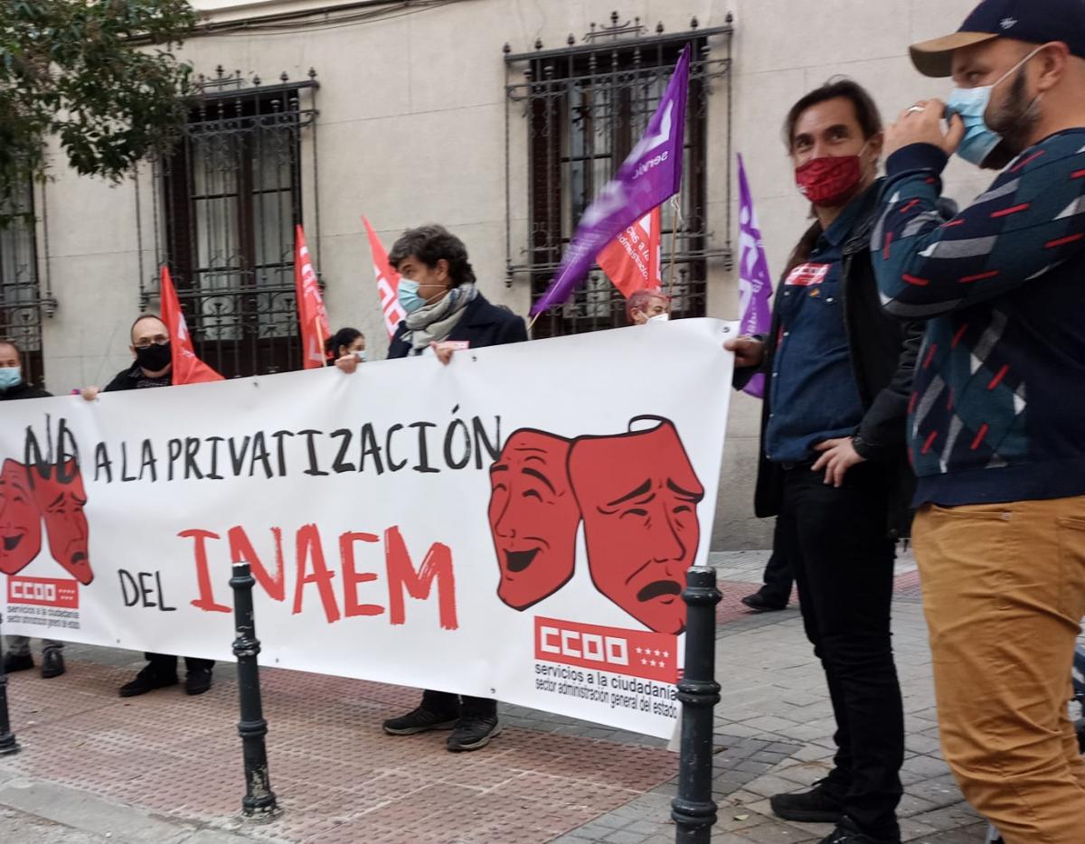 Concentracin de CCOO en el Teatro Mara Guerrero